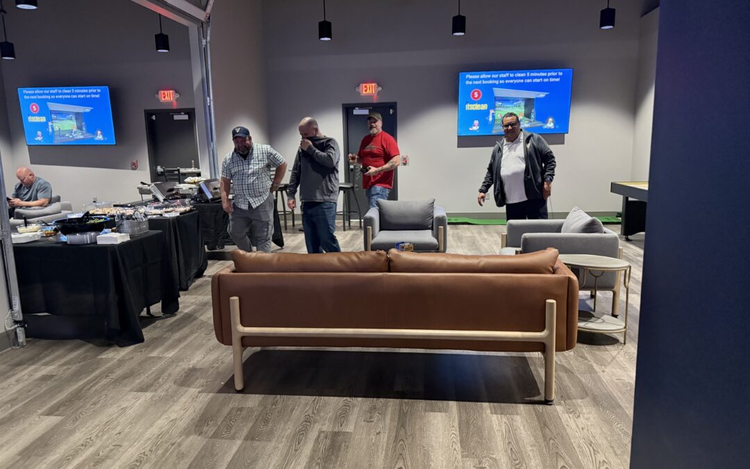 Fox Chapel, PA – Overview of Indoor Golf Course Simulators for Couples Date Night